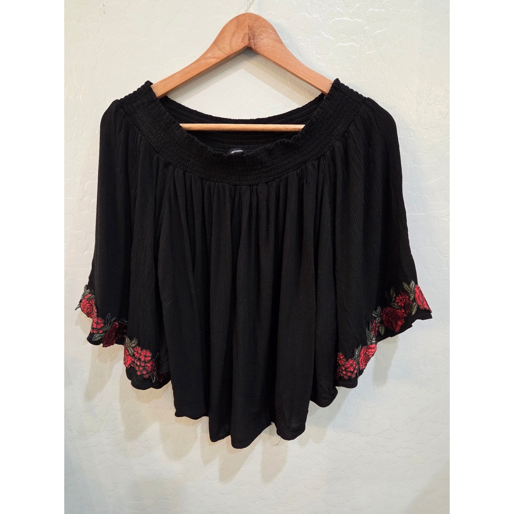 Vintage Woman Black Embroidered Rose Off Shoulder Crop Top Boho Bell Sleeve 2XL